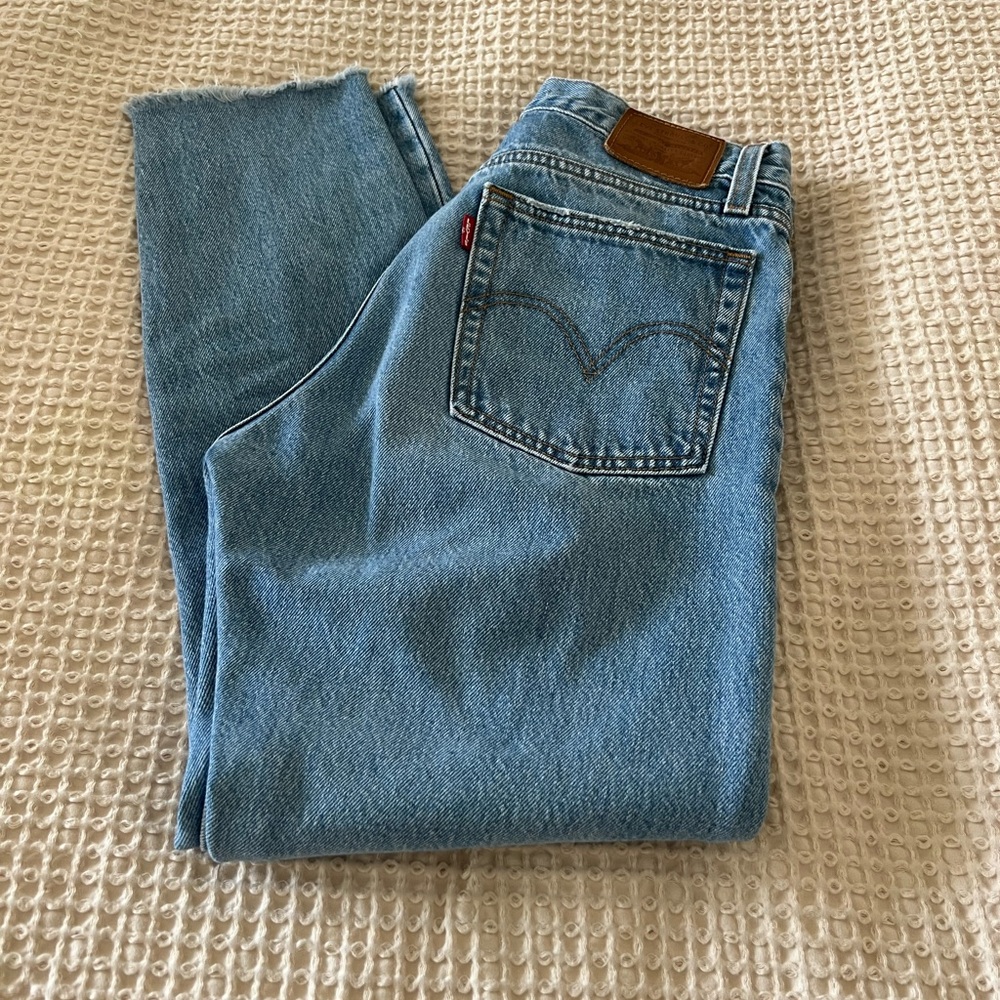 Levi’s Wedgie